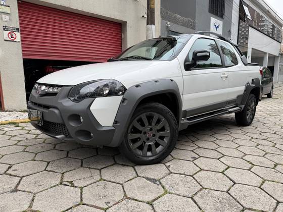 FIAT STRADA 1.8 MPI ADVENTURE CD 16V FLEX 3P MANUAL